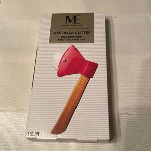 NIB ME Modern Expressions Axe Pizza Cutter
